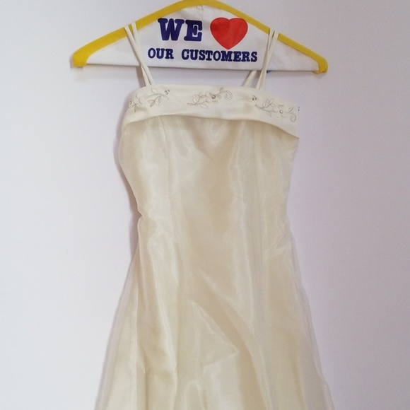 Child's ivory floor length flower girl gown - Picture 2 of 6